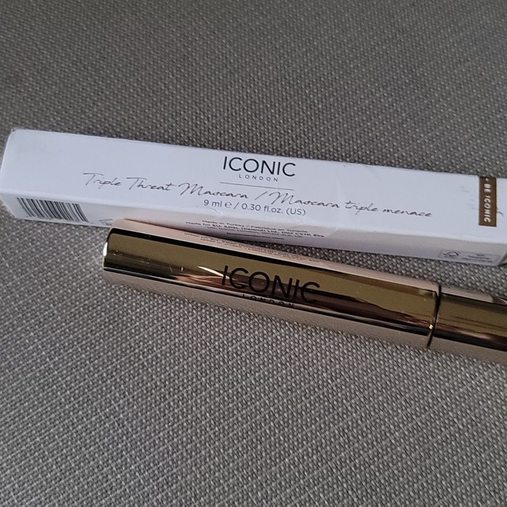 Iconic London Triple Threat Mascara - Picture 9 of 9